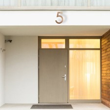 Numeri civici galleggianti da